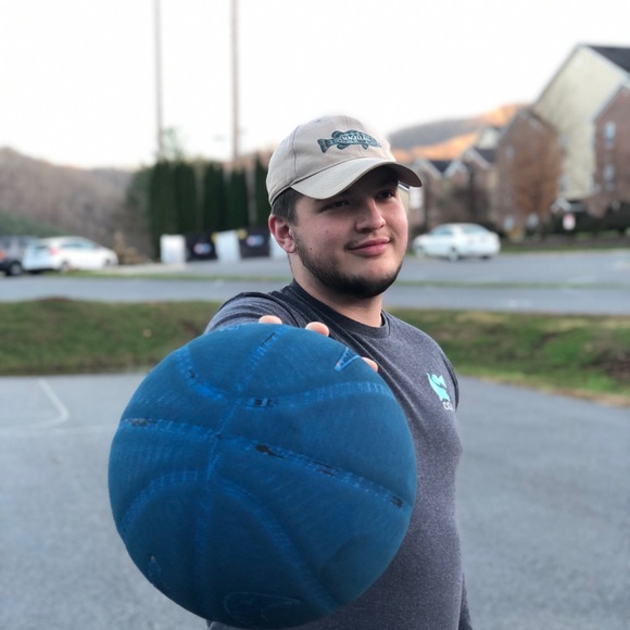 Meet your Posher, Alex - Picture 1 of 1